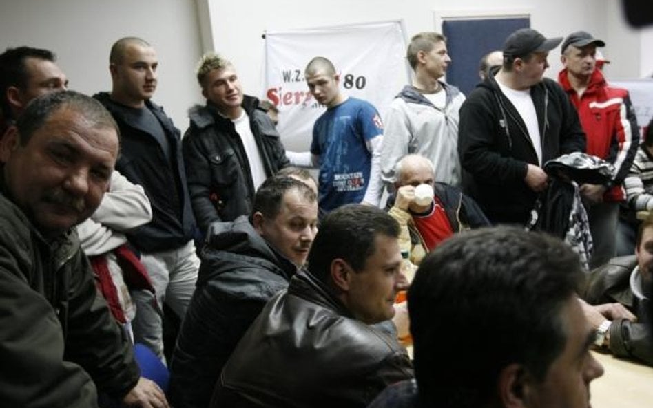 Brak raportu o liczbie związkowców szkodzi