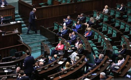 PiS znowu potrzebuje opozycji