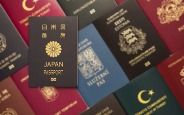 Japonia i Singapur mają najmocniejsze paszporty