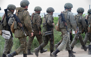 Rosyjskie dowództwo próbuje zapanować nad ogromną liczbą ochotniczych i najemnych oddziałów