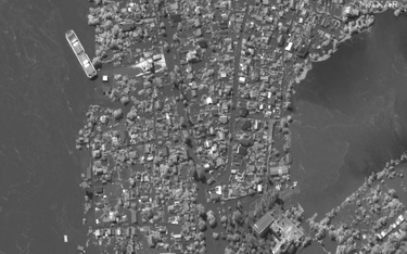Zalane miasta i wsie. Zdjęcia satelitarne po wysadzeniu tamy w Nowej Kachowce