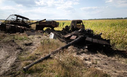 Zniszczony rosyjski czołg pod Sudżą w obwodzie kurskim. Siły ukrainskie zdobyły Sudżę w sierpniu 202