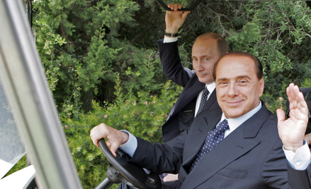 Władimir Putin i Silvio Berlusconi - Villa Certosa w Porto Rotondona Sardynii