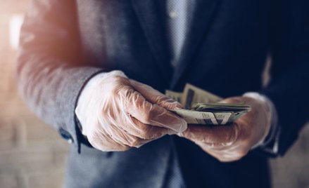 Małgorzata Sawa: Z wielkiej chmury mały deszcz? O pomocy państwa na ratowanie firm