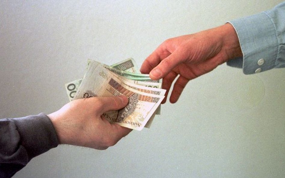 10 mln zł kary za "rolowanie" pożyczek i... konsumentów