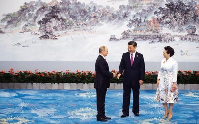 Rosyjski prezydent Władimir Putin i chiński przywódca Xi Jinping postrzegają BRICS jako narzędzie ma