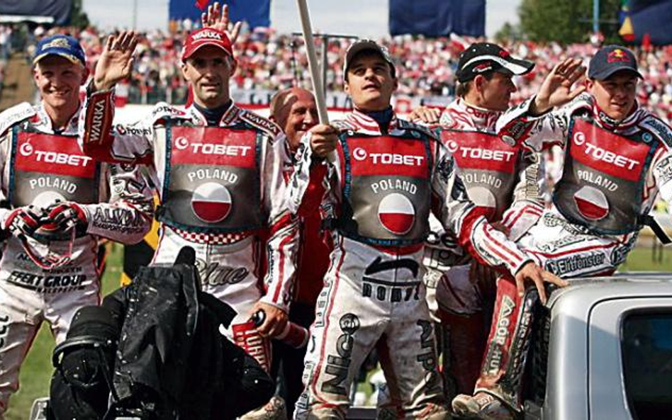 Mistrzowie świata. Od lewej: Krzysztof Kasprzak, Tomasz Gollob, Adrian Miedziński, Piotr Protasiewic