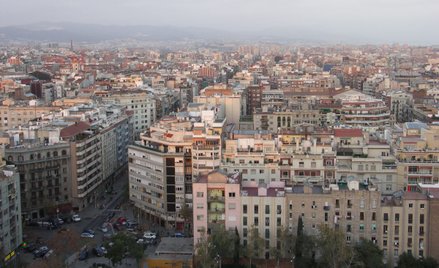 Barcelona mówi stop wakacyjnym apartamentom. Mieszkańcy ważniejsi od turystów