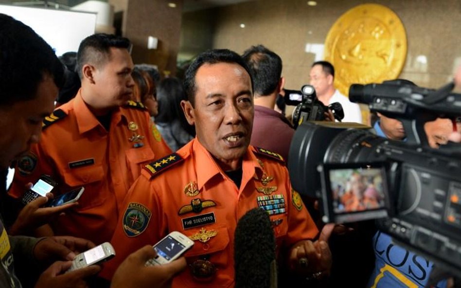 Szef indonezyjskiej agencji koordynującej poszukiwania samolotu AirAsia, Fransiskus Bambang Soelisty