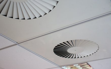 Jak ochłodzić mieszkanie?