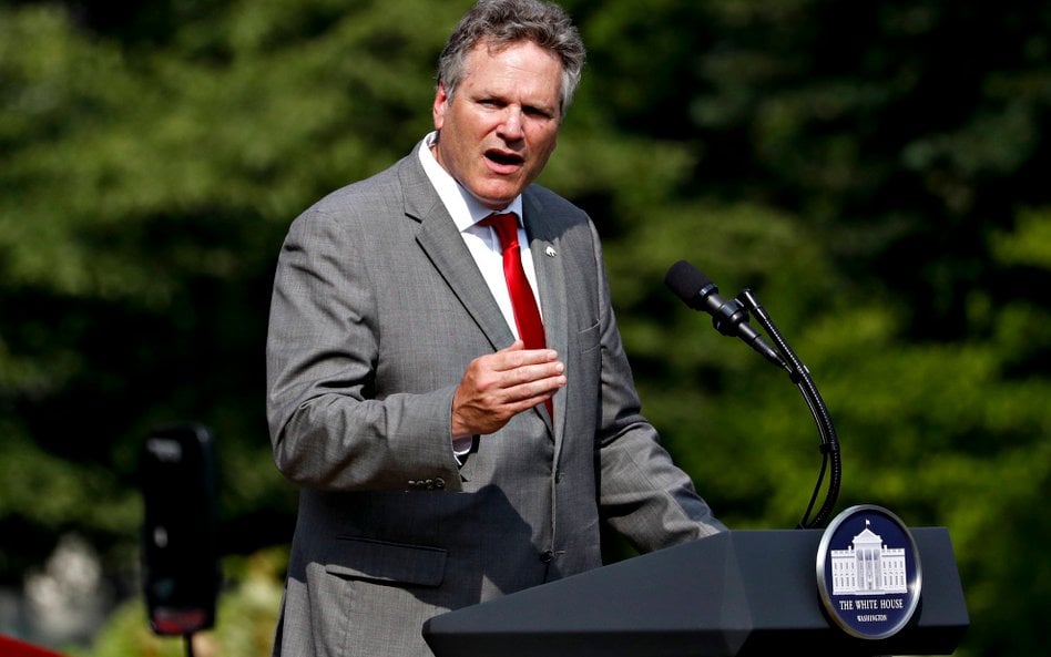 Gubernator Alaski, Mike Dunleavy w tym roku kończy kadencję i nie ubiega się o kolejną