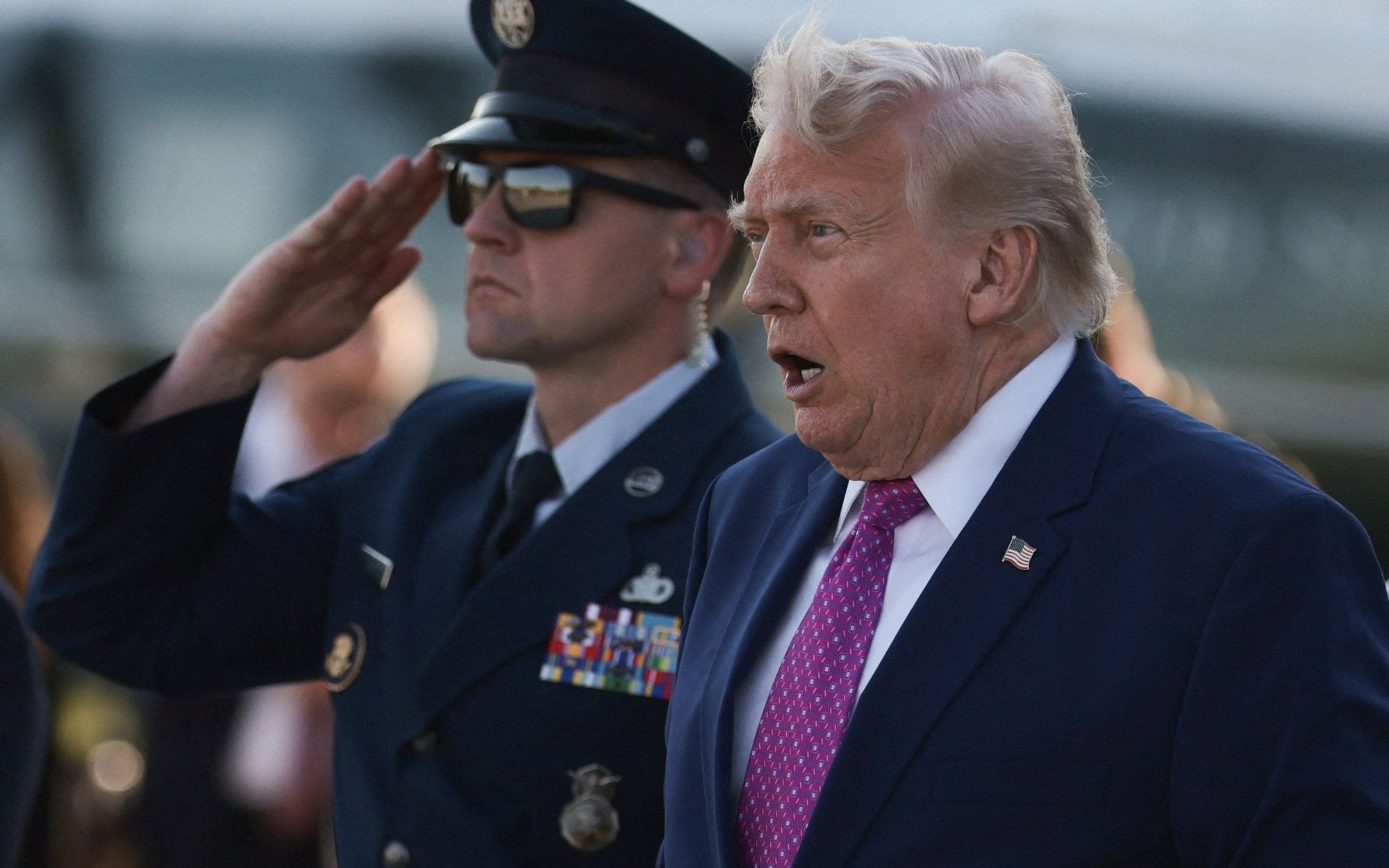 Donald Trump ogłasza, iż USA rozminowują Cieśninę Ormuz