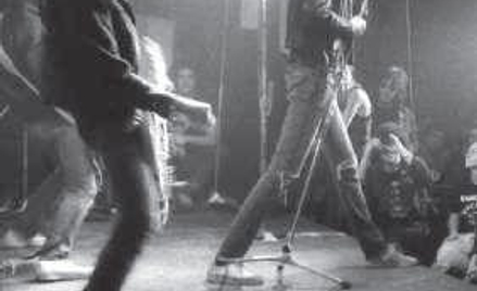 KONIEC WIEKU: HISTORIA THE RAMONES - NIEDZIELA | 22.50 | TVP KULTURA