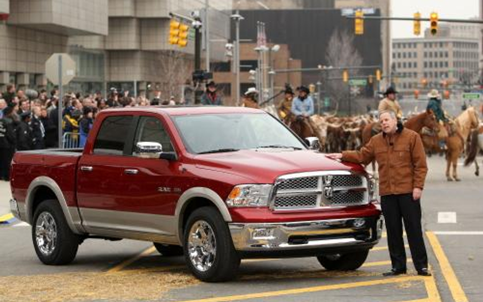 Jim Press, wiceszef Chryslera, przy 2009 Dodge Ram Crew 1500