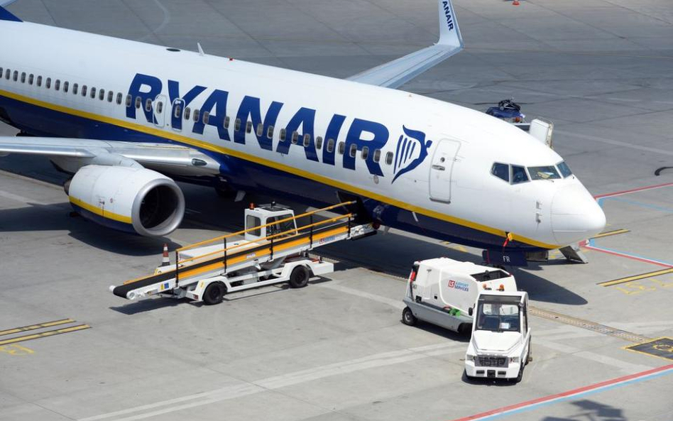 Daily Telegraph: Ryanair ograniczy podręczny bagaż