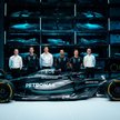 Lewis Hamilton przedłużył kontrakt z Mercedesem o dwa sezony