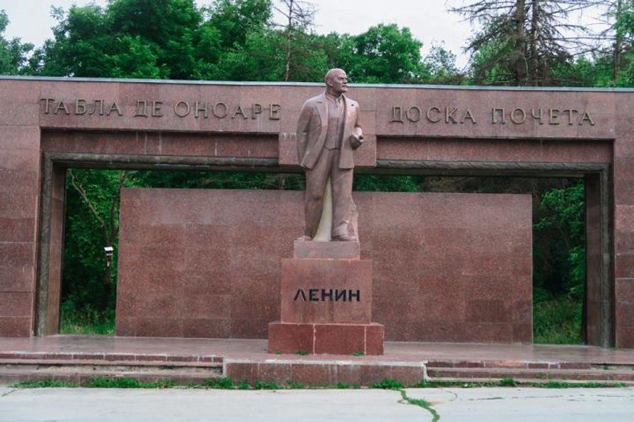 Pomnik Lenina w parku Valea Morilor w Kiszyniowie. Fot. i. sajdak (5)