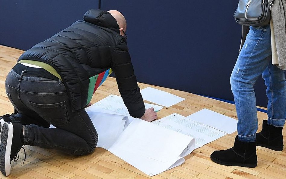 PO rozważa protest wyborczy w Krakowie. Głosy na listę Majchrowskiego przypisano Kukizowi?