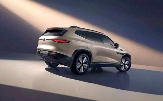 Volkswagen ID. UNYX 08