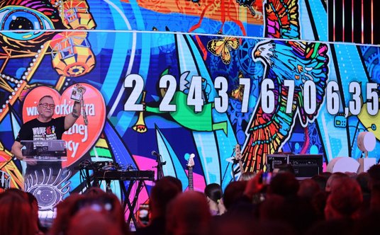 Zebrano 224 376 706,35 zł