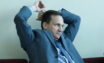 Sikorski kompromituje Polskę. "Wrak już nie jest dowodem"