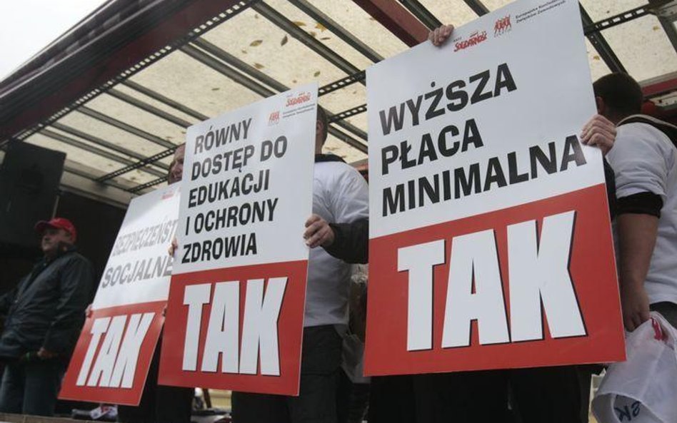 Warszawa: Dwugodzinny protest związkowców