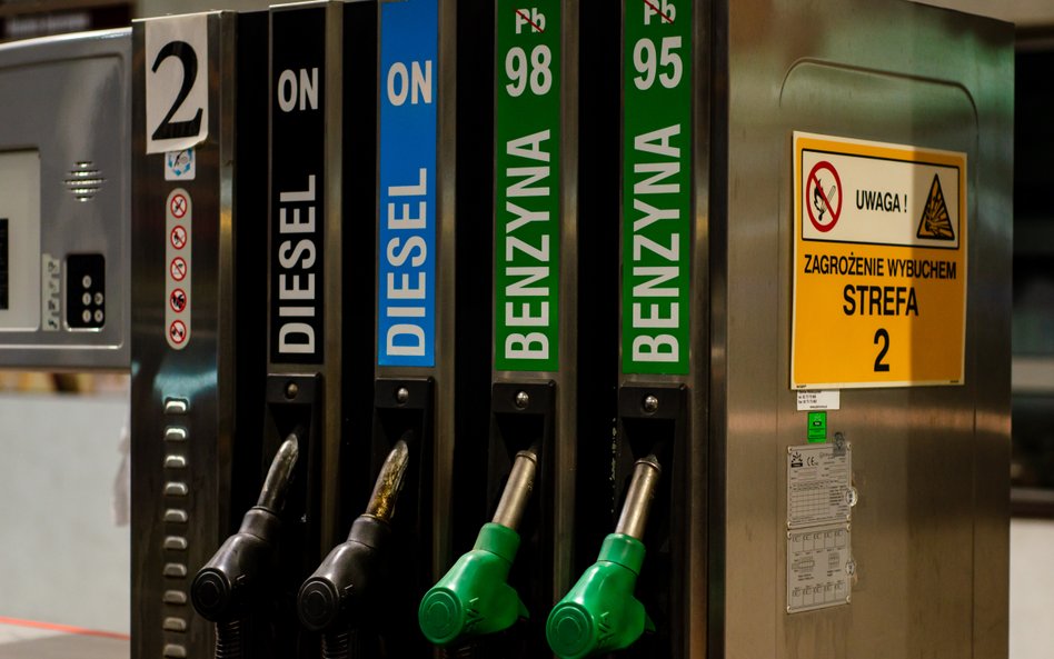 31 marca 6,16 zł za benzynę i 7,60 zł za diesla. Drożej być nie może