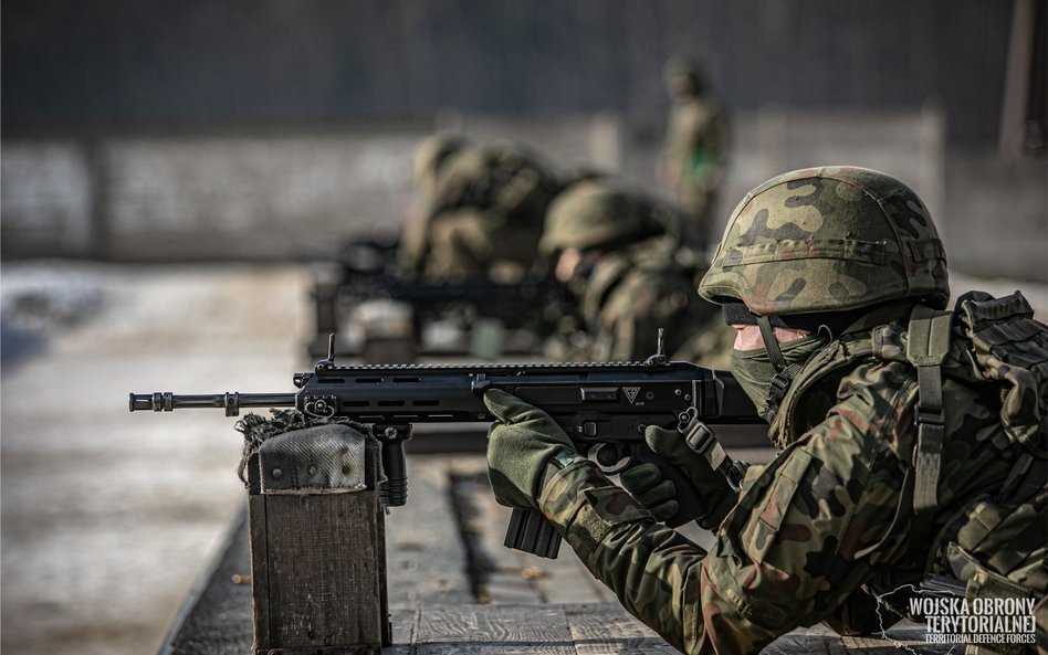 MON odpowiada na poselskie pytania o karabinek Grot