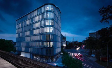 SQ Business Center Wrocław wychodzi z ziemi