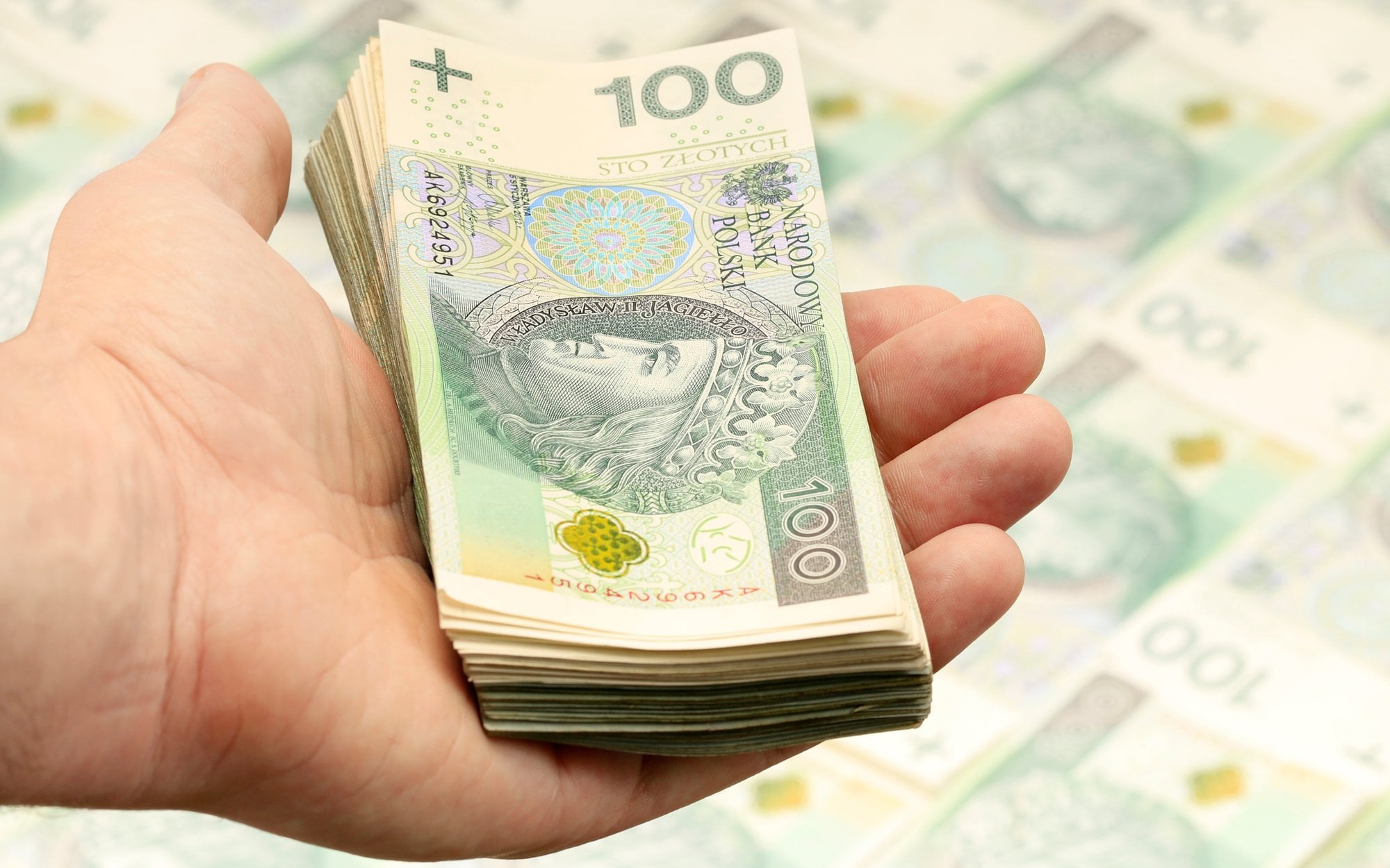 Rewolucja w prawie pracy przesunięta. Kiedy wynagrodzenia będą jawne?