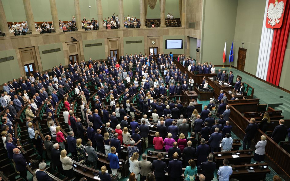 W Sejmie odbyło się ślubowanie nowych posłów