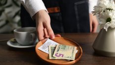 Zwyczaj wymuszania napiwków na klientach wszedł właśnie w USA na kolejny poziom, teraz w razie odmow