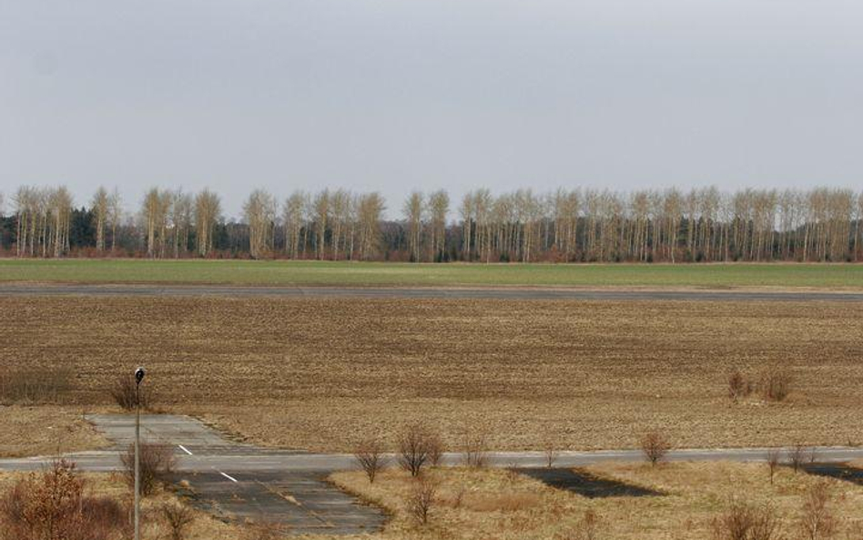 Nieczynne od 2003 roku wojskowe lotnisko Debrzno, na którym może być zlokalizowana amerykańska tarcz