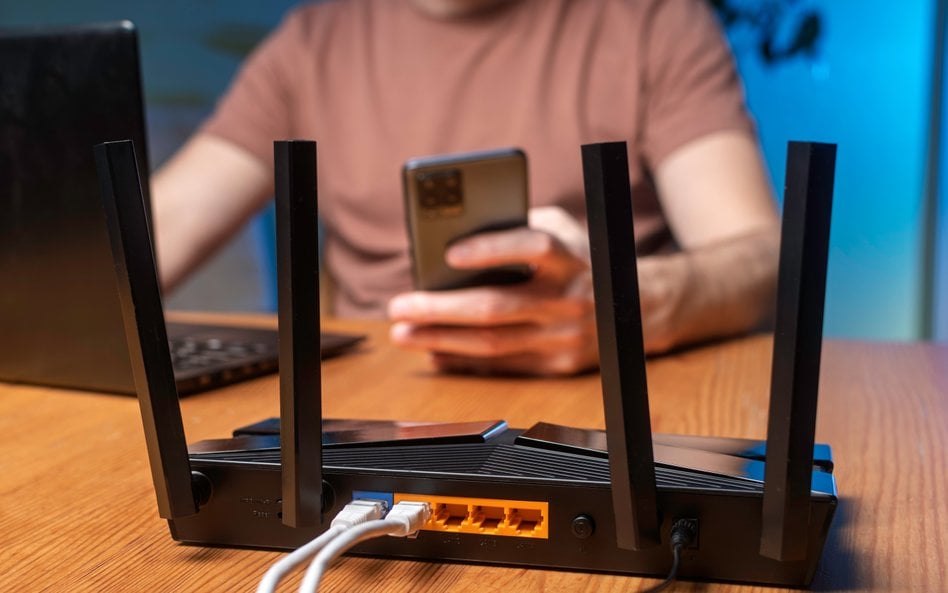 UKE bezpłatnie udostępnia urządzenie, które pozwala dokładnie zmierzyć jakość domowego internetu