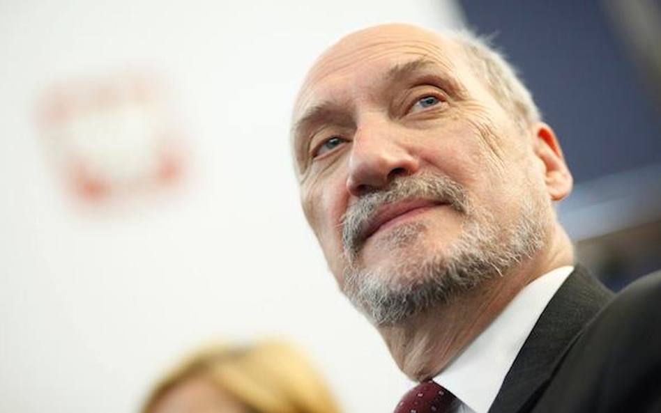 Macierewicz znów w prokuraturze