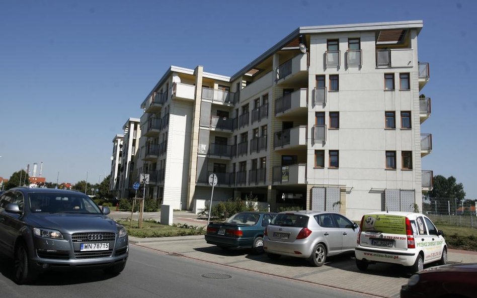 "Mieszkanie dla młodych to robienie wody w mózgu"