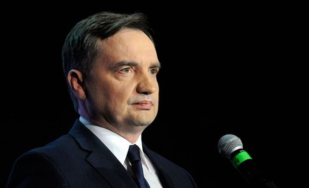 Solidarna Polska: Niemcy próbują ograniczyć suwerenność Polski