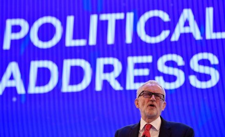 Partia Pracy argumentuje, że sieć jest dobrem publicznym, do którego dostęp należy się wszystkim na 