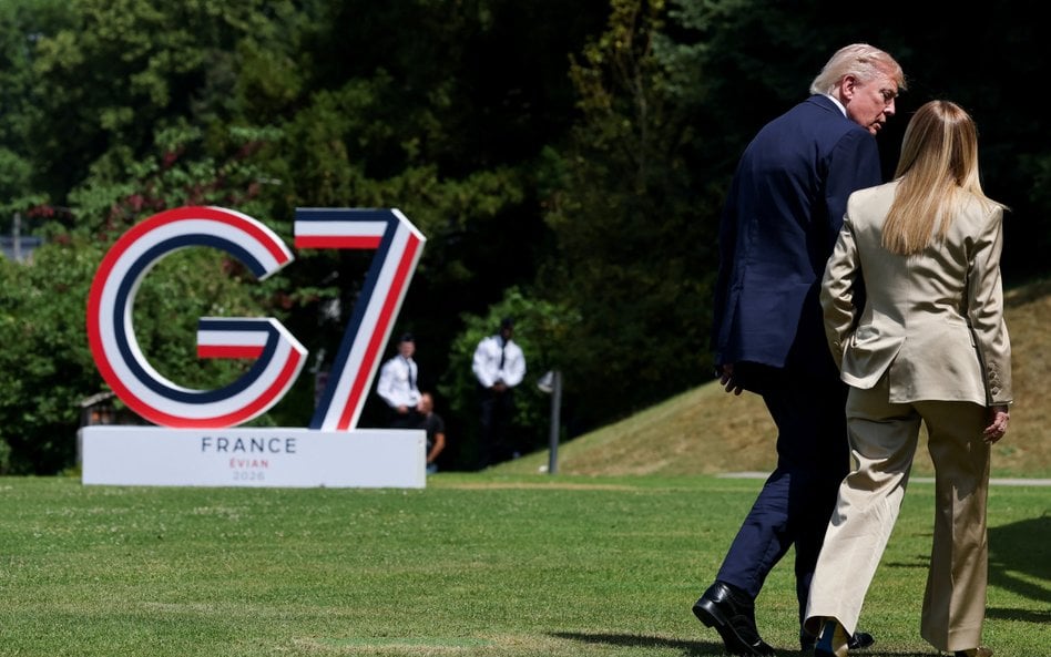 Prezydent USA Donald Trump i premier Włoch Giorgia Meloni podczas szczytu G7 w Évian-les-Bains we Fr