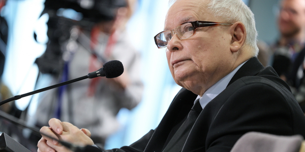 Jarosław Kaczyński przed komisją ds. Pegasusa. „Inwigilowani byli przestępcami”