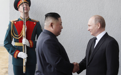 Władimir Putin i Kim Dzong Un w czasie spotkania z 2019 roku