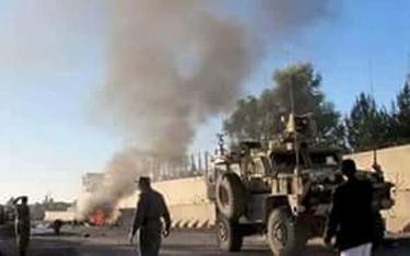 Afganistan: Samobójczy atak na konwój NATO