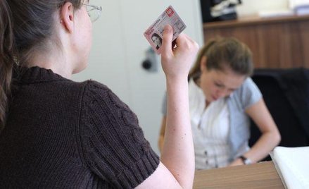 Od 1 lipca dowody osobiste będą wydawane z czipem