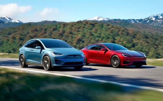 Odświeżone modele Tesli X i S, które oficjalnie zaprezentowano już w USA