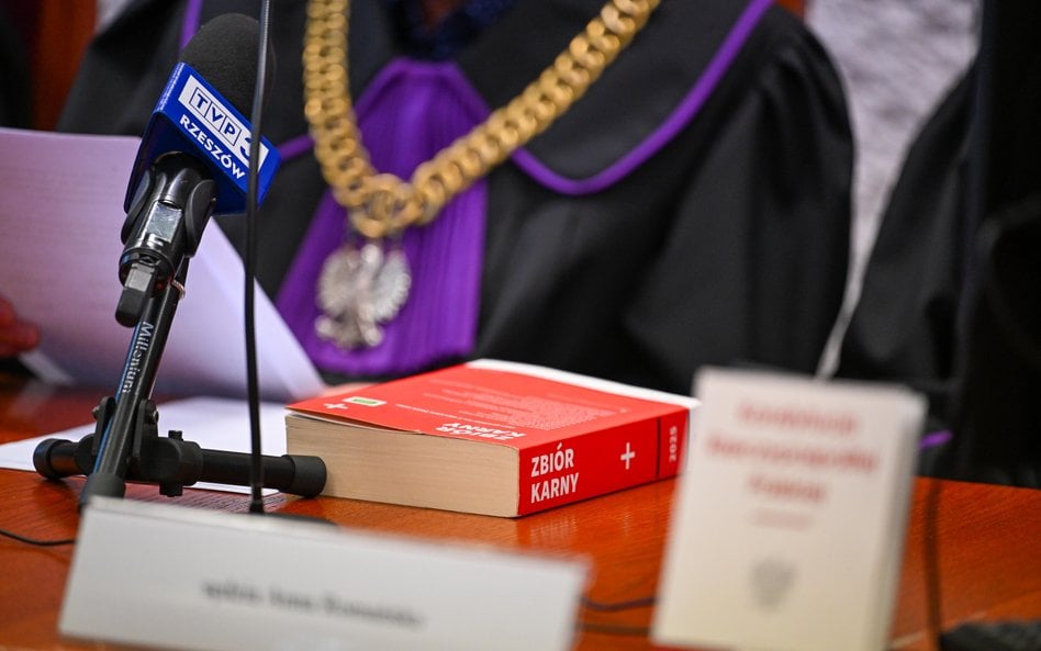 Rada Ministrów przyjęła nowelizację kodeksu postępowania karnego, która doprecyzowuje procedury zwią