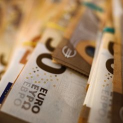 Katarzyna Batko-Tołuć: Przyglądajmy się programowaniu funduszy europejskich. Warto