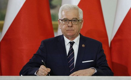 Czaputowicz: Pochopna opinia Macrona o NATO