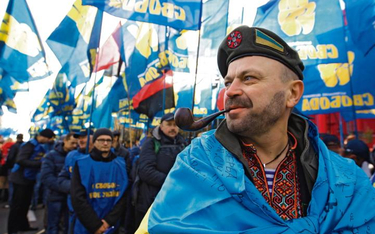 Ukraińska polityka historyczna się zmienia. W pierwszym szeregu panteonu narodowego są stawiani dowó