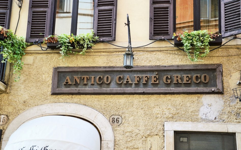 Caffè Greco ogołocona z wyposażenia. Kiedy najstarsza rzymska kawiarnia wznowi działalność?