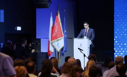 Prezes Łukasz Jankowski wywalczył sobie reelekcję